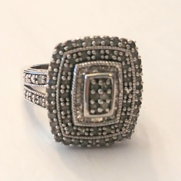 1 CTTW Silver and Rhodium over Brass Diamond - Picture 4 of 8
